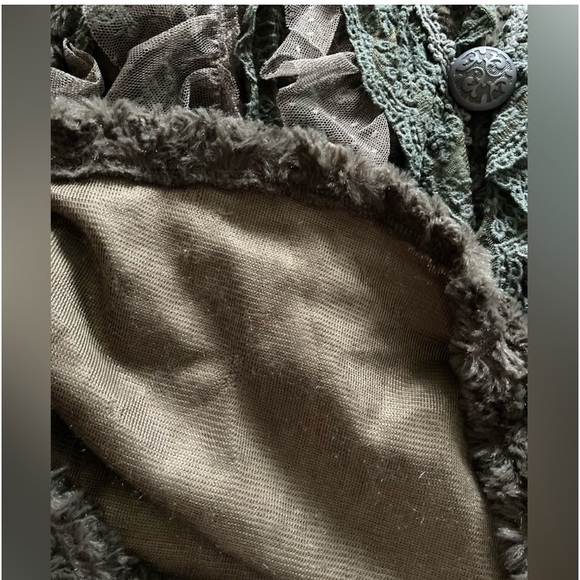 Pretty Angel Sweater - Picture 5 of 5